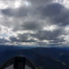 Flugwegposition um 13:10:03: Aufgenommen in der Nähe von Gemeinde Payerbach, Österreich in 1780 Meter